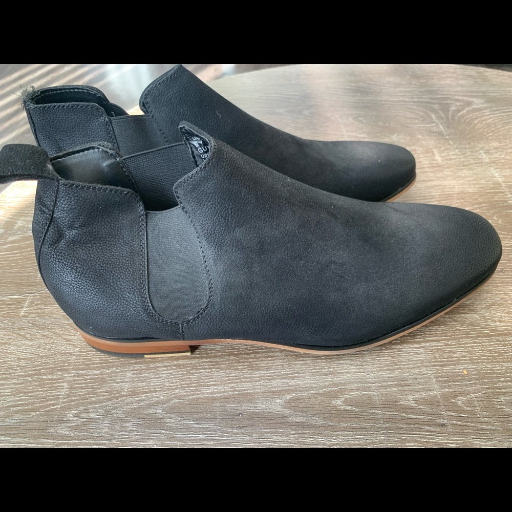 Reaction Kenneth Cole Men’s boots size 9